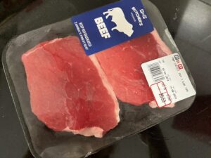 ステーキ用のお肉イメージ